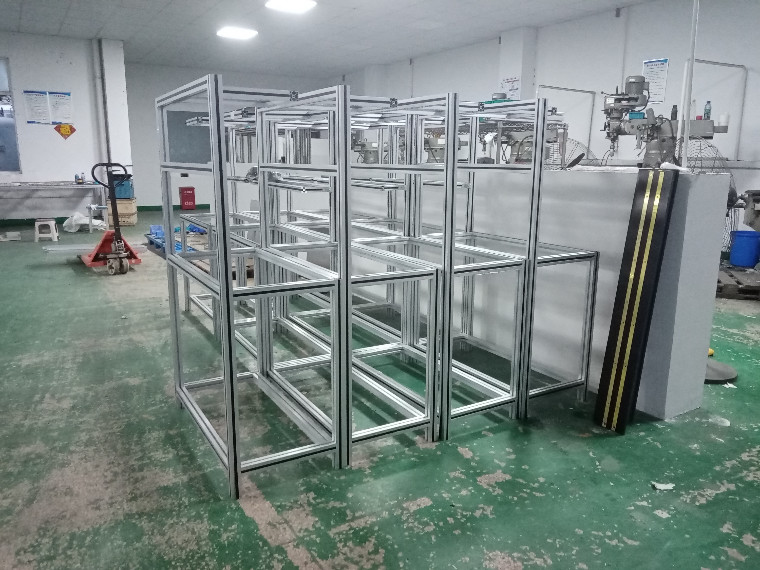 定制鋁型材設備機柜需要哪種工業鋁材？